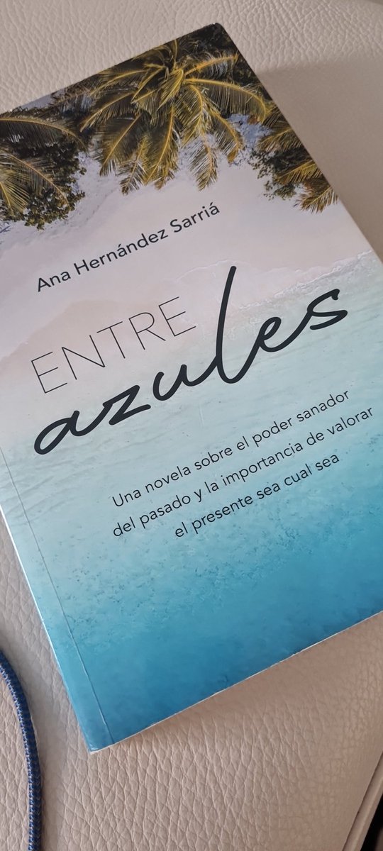 _AnaHer_'s tweet photo. @lavecinarubia Entre Azules #entreazules https://t.co/ducN91TmO1