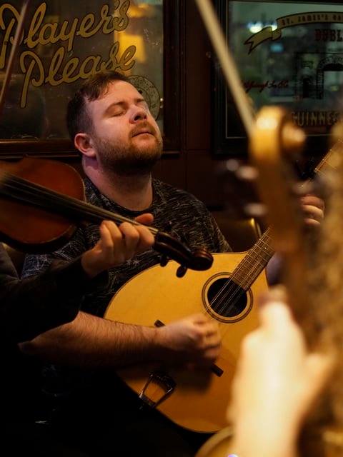 Delighted to be heading to Mullingar for the <a href="/fleadhcheoil/">Comhaltas Fleadh Cheoil</a>. Looking forward to lots of tunes, concerts, craic and the launch of my own album, "Breath-Taking" at The Chambers on Mount Street on Friday 5th at 4pm. I'll be joined by Aidan Quigney &amp; Killian Shannon. Call in!