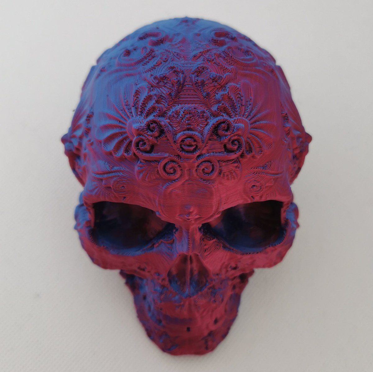 offbeatprinting's tweet photo. Another awesome #3dprint with @3djake_official Deep Space #magicPLA!
Fancy Skull designed by @KimboltC available on @printablescom
#skullart #gothic #spooky https://t.co/0NnhEIeUmo