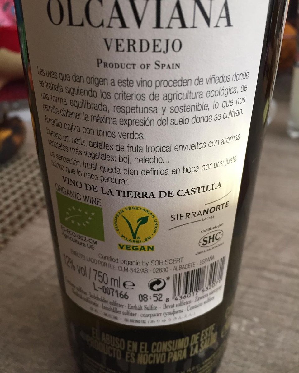 CavasDel's tweet photo. Una etiqueta inconfundible, así es Olcaviana Verdejo organico un vino de la Tierra de Castilla. Hermoso, brillante color dorado pálido 😎 Este es un vino blanco para disfrutar en familia con unas botanas.
Compruébalo ordenando el tuyo aquí 👇🏻
https://t.co/0qJz2lzska
#vinoorganico https://t.co/iOwrOPtnZ9