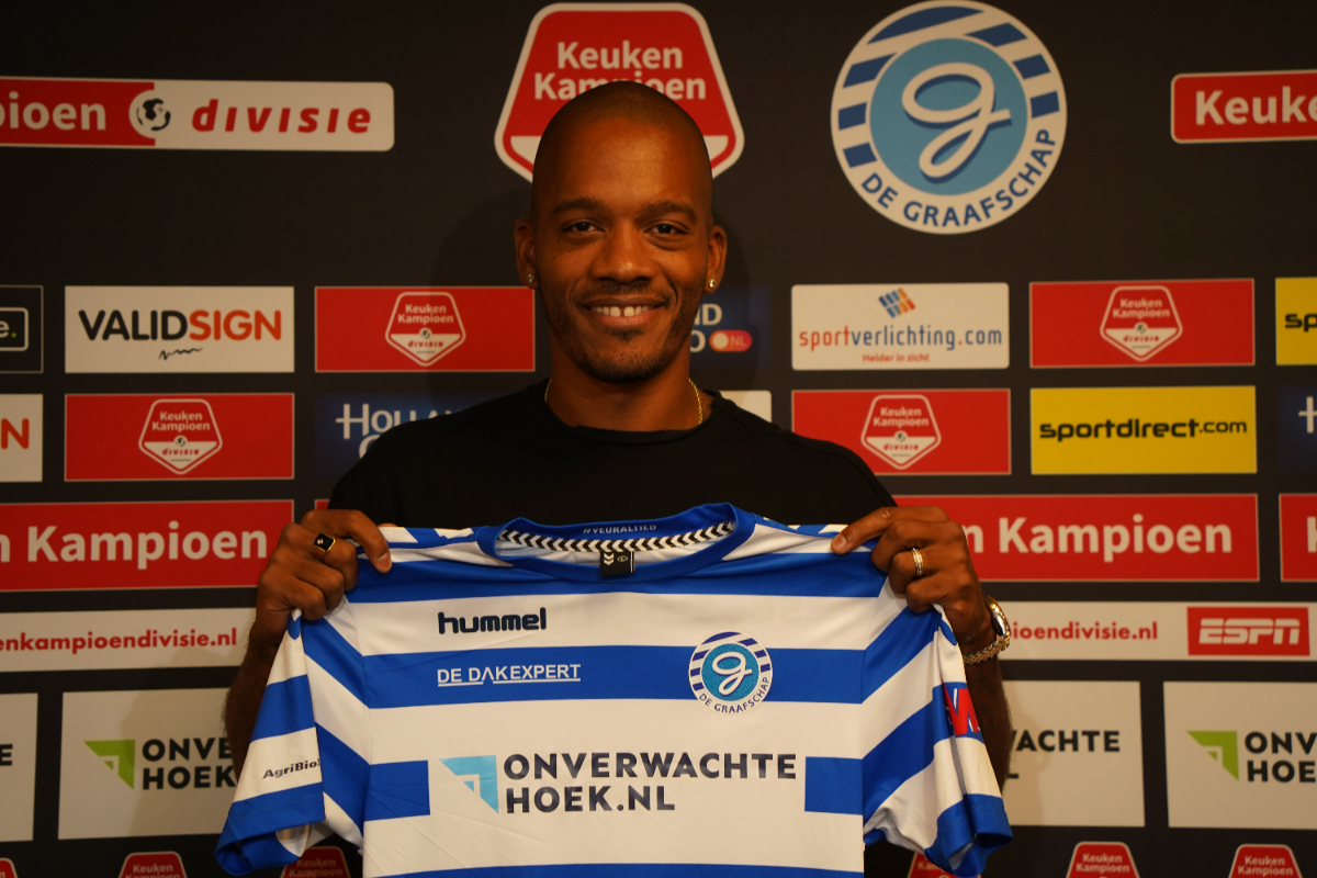 De Graafschap (@degraafschap) on Twitter photo ๐ช๐๐๐๐๐๐ ๐๐ ๐๐๐๐๐! ๐ช
Charlison Benschop keert terug bij De Graafschap en tekent een contract voor รฉรฉn jaar met een optie voor nog een jaar ๐ตโช
'We zijn ervan overtuigd dat hij ons enorm gaat helpen.' ๐ฌ
Lees meer ๐
degraafschap.nl/nieuws/aanvallโฆ
#VandeAchterhoek ๐ช๐๐๐๐๐๐ ๐๐ ๐๐๐๐๐! ๐ช
Charlison Benschop keert terug bij De Graafschap en tekent een contract voor รฉรฉn jaar met een optie voor nog een jaar ๐ตโช
'We zijn ervan overtuigd dat hij ons enorm gaat helpen.' ๐ฌ
Lees meer ๐
degraafschap.nl/nieuws/aanvallโฆ
#VandeAchterhoek