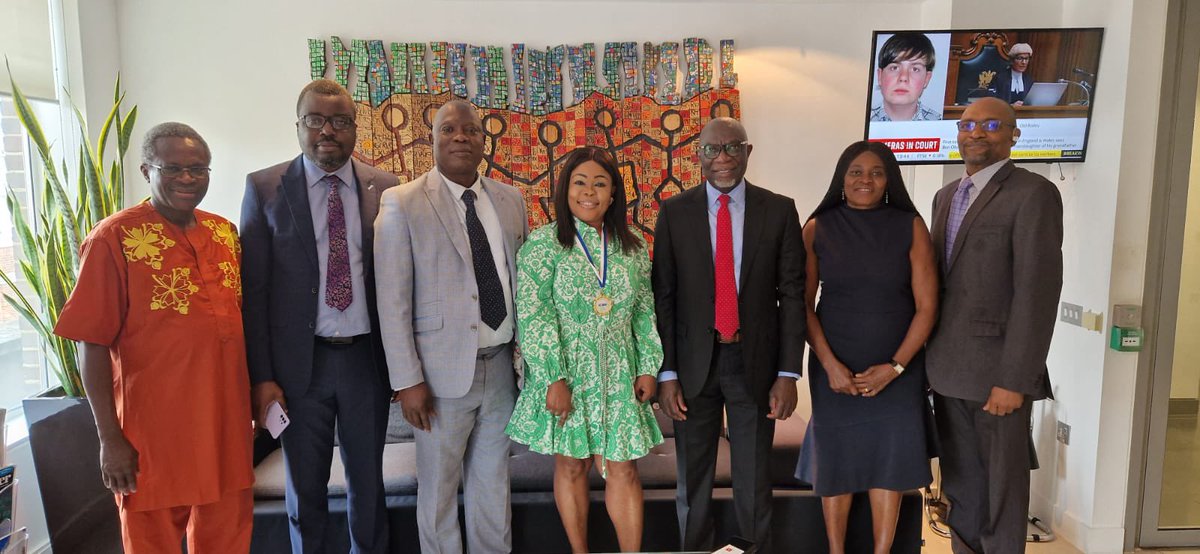 icanukdistrict's tweet photo. Princess Adebimpe Kudehinbu ICAN-UK &amp; District Society Chairman led members of her EC on a courtesy visit to the MD of GT Bank UK Mr Gbenga Alade on Thursday 28 2022. To discuss the objectives of the Exco year with him,also thanking him and his team for their support to ICAN-UK. https://t.co/wnFlpIutrW
