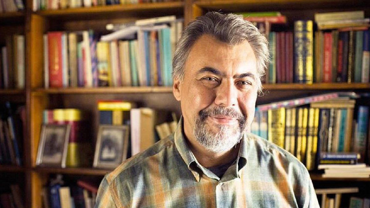 "Akıl tutuldu, göz kapandı, gemi battı."
 
Gülnaz Eliaçık Yıldız, İhsan Oktay Anar'ın son romanı Tiamat üzerine yazdı: "Karanlığa Yedi Çivi: Tiamat"

bit.ly/3BxAMlX

<a href="/EverestKitap/">Everest Yayınları</a> <a href="/glnz_eliacik/">Gülnaz Eliaçık Yıldız</a>