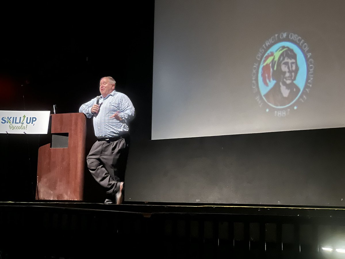 Excited to be at  the Skill Up Summit. Thanks Dr Arnott for your vision for Osceola County #skillupsummit  #skillup22
<a href="/JefferyArnott/">Dr. Jeffery C. Arnott</a>