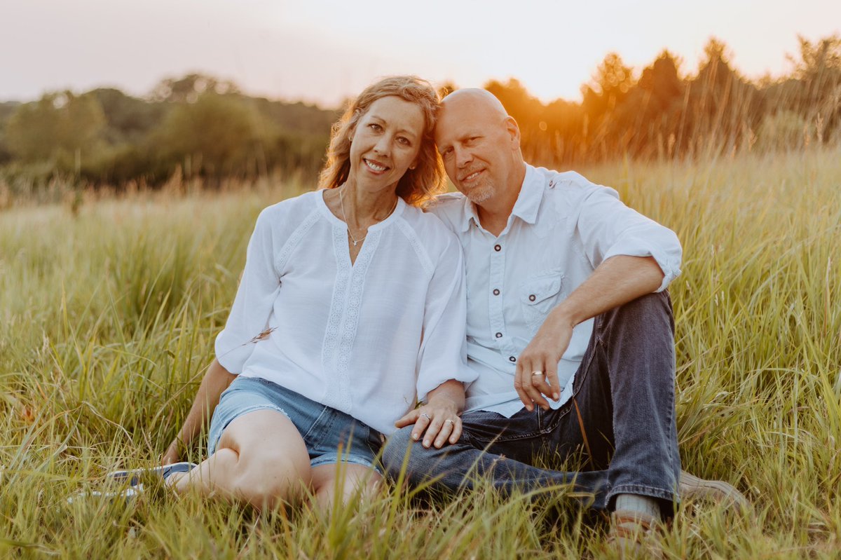 BBCoachV's tweet image. Incredibly blessed to celebrate our 30th Anniversary today!! Couldn’t ask for a better friend to spend my life with! Love you!!

(Thanks to Elizabeth Rae Photography for the pics!)
IG: @elizabethraephotography