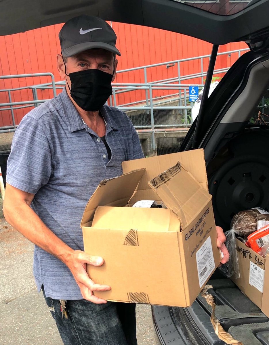 gnfkCanada's tweet photo. 800 lbs of food delivered to Gordon Food Hub @dgh_burnaby this weekend. We helped them serve 177 families representing 419 people.
π We are looking for drivers. If interested, please register at https://t.co/Z0tXDfyfLP ππ
#FoodSaveah #GNFK #Surrey #Burnaby #Seva #Volunteer https://t.co/lNavk1fdJZ