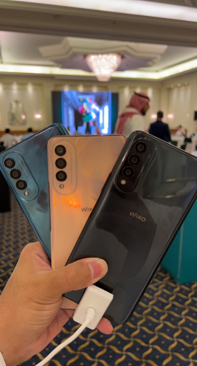 agafes's tweet photo. شركة ويكو أطلقت أجهزتها الجديدة Wiko T50 و T10 في السوق السعودي .. وهنا فيديو مراجعة واستعراض للجهاز:
https://t.co/U1ITyoZ8NK
#Wiko
#MadeofCool https://t.co/9o67XhA5v0