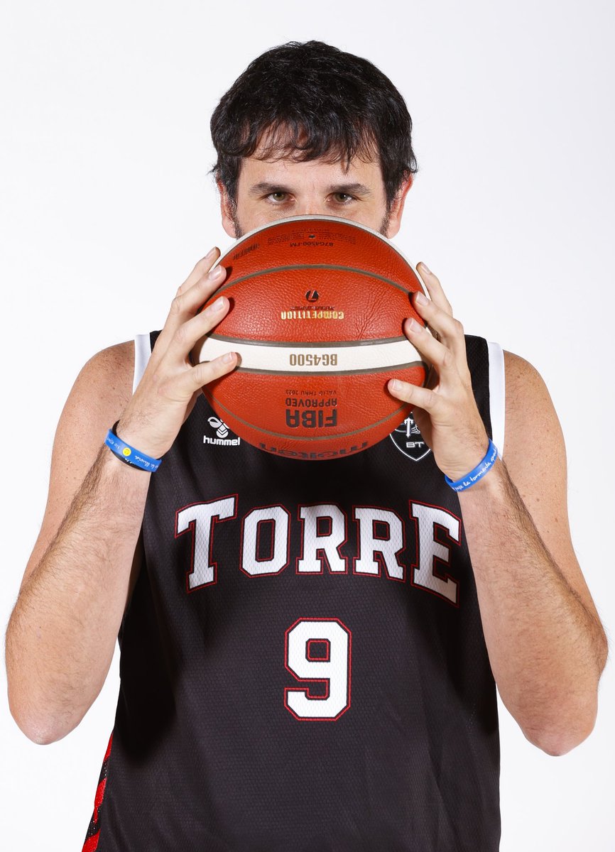 BTorrelodones's tweet photo. Oh mi Capitán…✨

🚨 ¡YA ES OFICIAL!

🤝🏼 Asier De la Iglesia renueva y se convierte en la primera piedra del proyecto EBA 22/23 de BT💥

¡Es un lujo tener a un deportista como tú en BT! 

#CarácterTorre 🔴⚫️

📄 Te dejamos el link de la noticia ⬇️

https://t.co/JvI12yjMJR https://t.co/UnmJJiOPdw