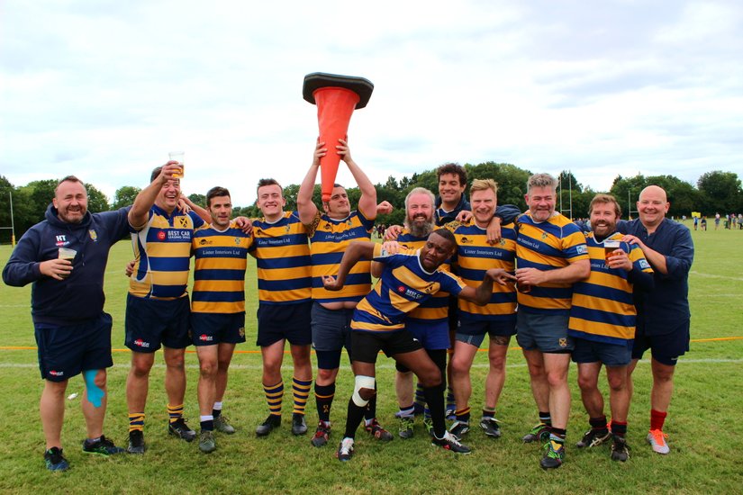StAlbansRFC's tweet photo. Harpenden Pub 7S Vets Competition 
Four local teams (including defending champions St Albans Vets) 
https://t.co/dHN0jNYDsN
#stabans #rugby #hertsrugby #blueandgold https://t.co/jNDkuRxiEy