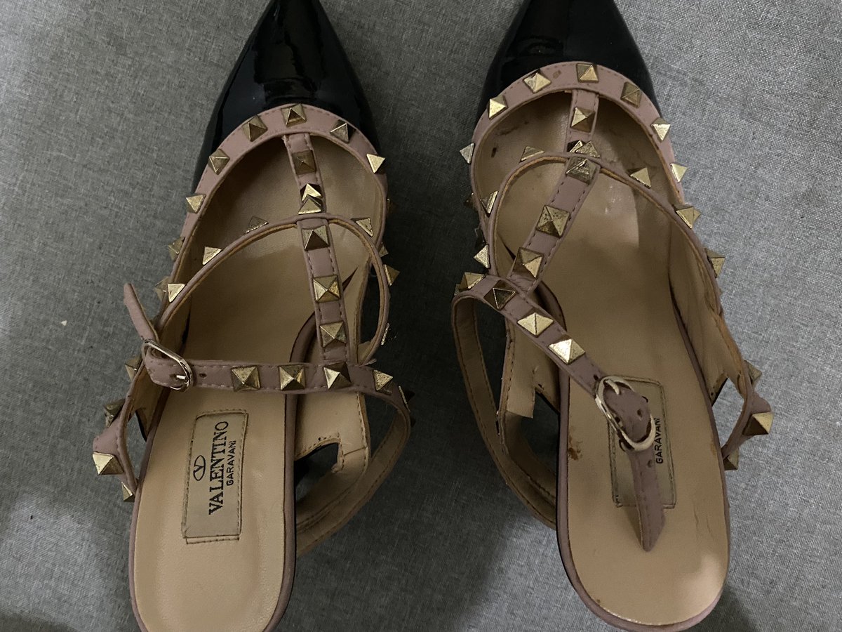 dajiao120's tweet photo. #华伦天奴  #��鞋 https://t.co/3rl8y2Dpwp