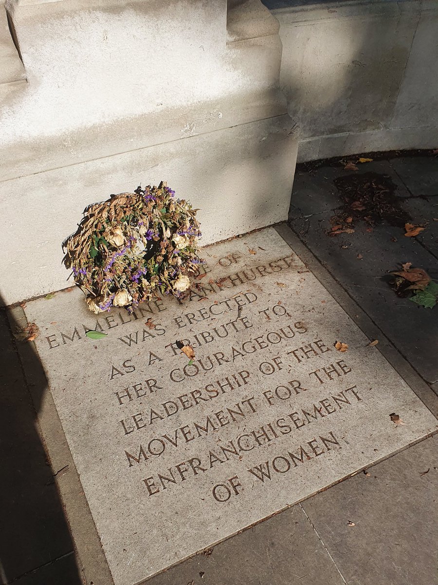 On my way to the <a href="/ESOMAR/">ESOMAR</a> summer event, and I relish the opportunity to pop in to pay respect to Ms Pankhurst 👏