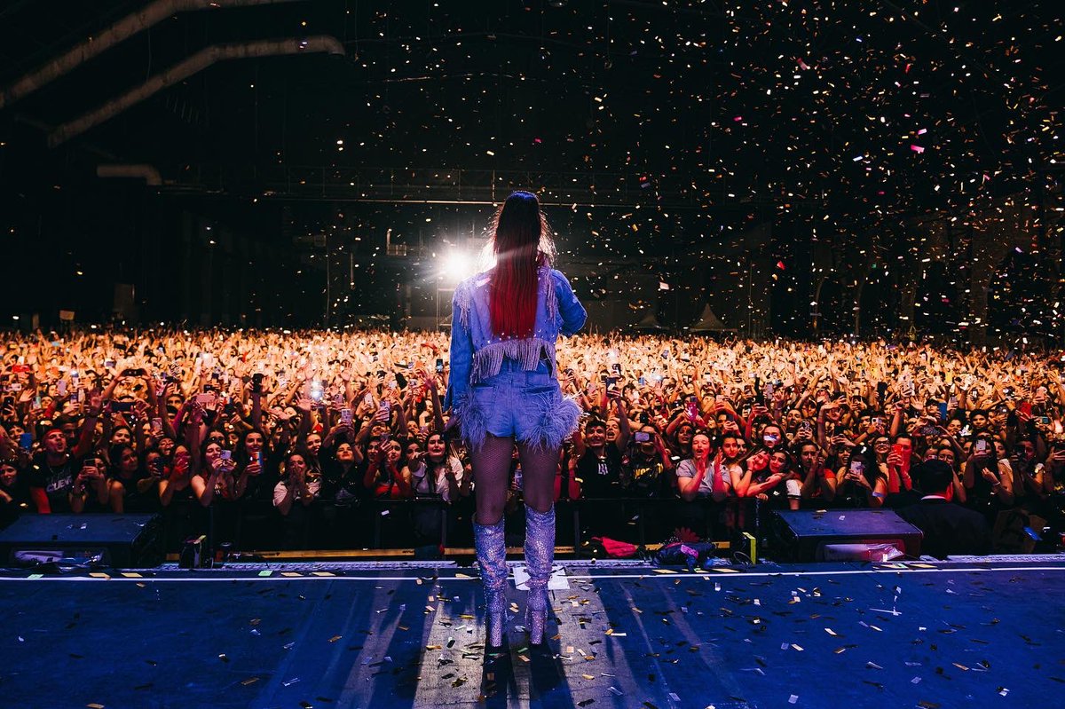 Lali tweet media