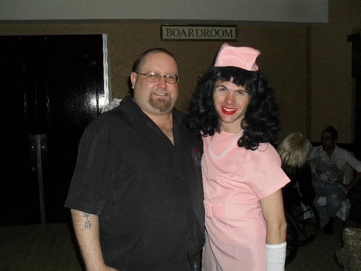 JustJoshHeyy's tweet photo. Thank you @lenmshu for finding this photo of @froggysphotos and I. He was an amazing soul @eyeconmemories @EyeCon3000 Thanks again Lenora. I love you.  I know he’s watching over us…. https://t.co/GG1MX9JbeW