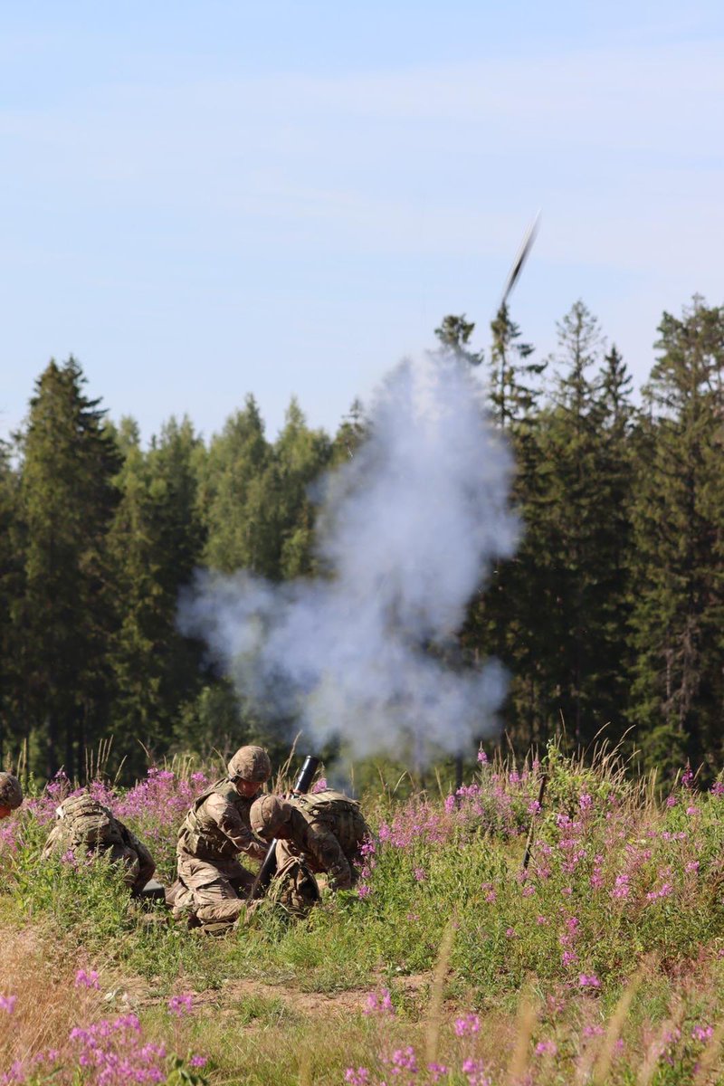 CO_2RIFLES's tweet photo. Packing a punch!

Mortar Platoon live firing in 🇪🇪 this week.

Able to move on foot and accurately lay heavy fire onto a target up to 5.6km away, Mortar Platoon is one of the battlegroup's most valuable assets.

#BritishArmy 
#SwiftAndBold
#strongertogether
#LaserFocusedOnWinning https://t.co/GeqeJXS3st
