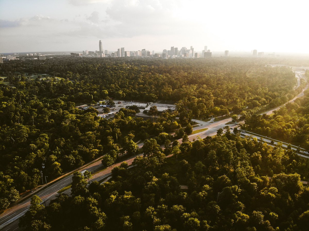 vadverse's tweet photo. Aerials in the H https://t.co/vrj8hx3hRx