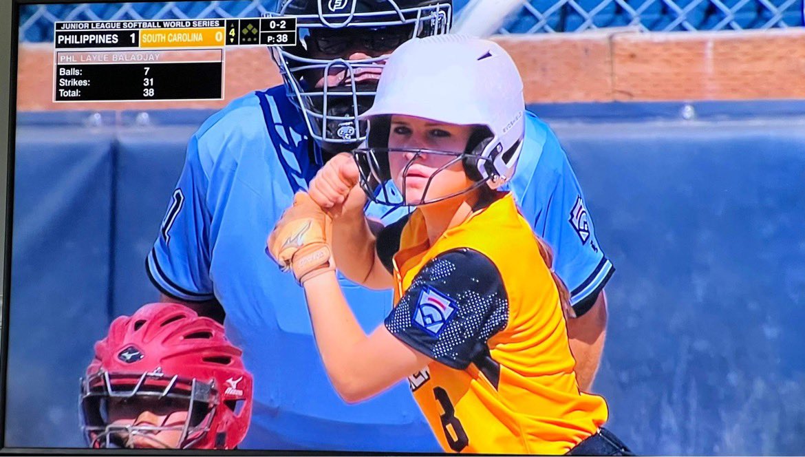 OliviaHill2025's tweet photo. Win Number 1 in the books for our Southeast team in the Little League World Series! My double in the bottom of the 4th got our team started. Game number ✌🏻 against central is at 1:30 pacific. #juniorssoftballworldseries #littleleague #dutchforksoftball https://t.co/eExWBXovRA