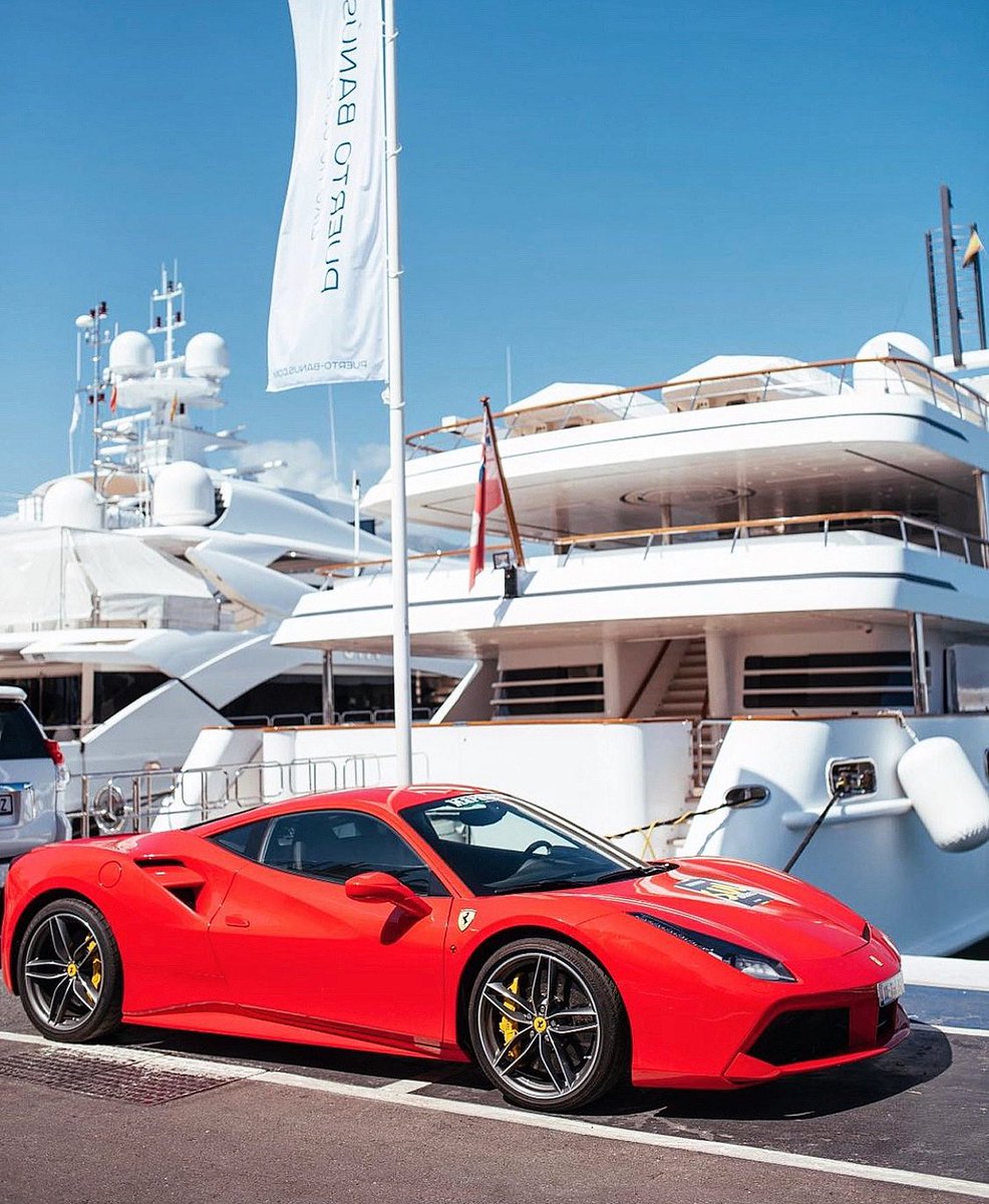 “Luxury Cars &amp; Yachts only in Puerto Banus” 😍 🚘 🛥 

#puertobanus #sintillate