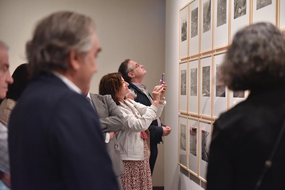 ViSiONAhuesca's tweet photo. Casi 2.500 visitas a la exposición 'Baños de Panticosa. Elogio del Agua' que cerró sus puertas este domingo en la sala de @dphuesca ⛲️

Ahora se puede adquirir el catálogo editado por la DPH y tener así a mano un legado revelador 

📸 VERÓNICA LACASA https://t.co/PPrxhFi66L