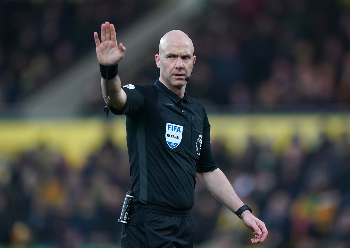 Crystal Palace - Arsenal maçının hakemi, Anthony Taylor oldu. #CRYARS