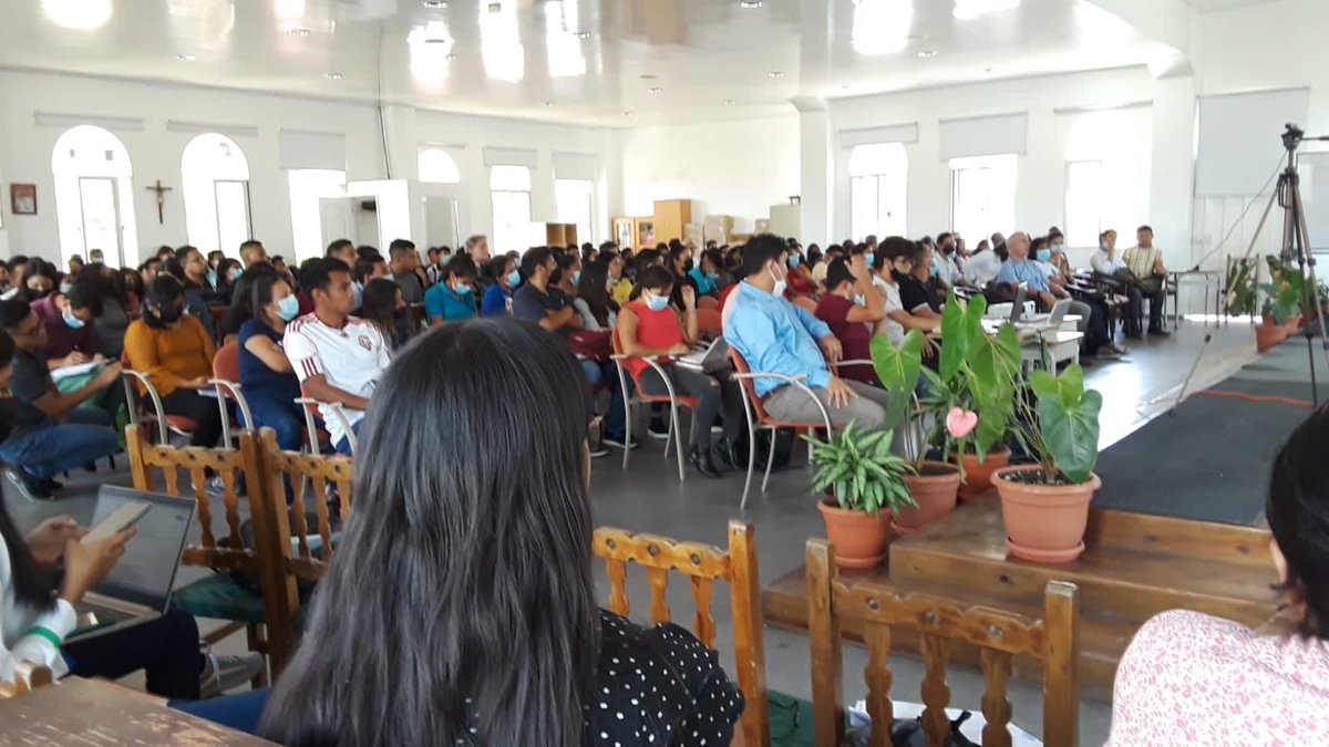 AcoesHonduras's tweet image. La familia ACOES-Honduras realizó la primera asamblea del año donde se #presentaron  33 proyectos que se gestionan a favor de gente necesitada de Honduras.
Leer más 👉acoes.org/asamblea-semes…

#AprendiendoACompartir #AcoesHonduras #AsambleaAcoesHonduras