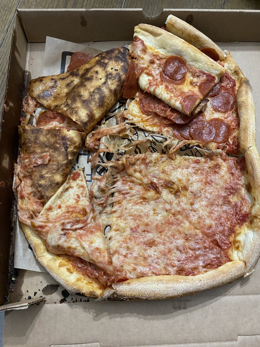 HelenTursi's tweet photo. When you ask him to pick up the pizza #squaley https://t.co/uohkG8wGTF