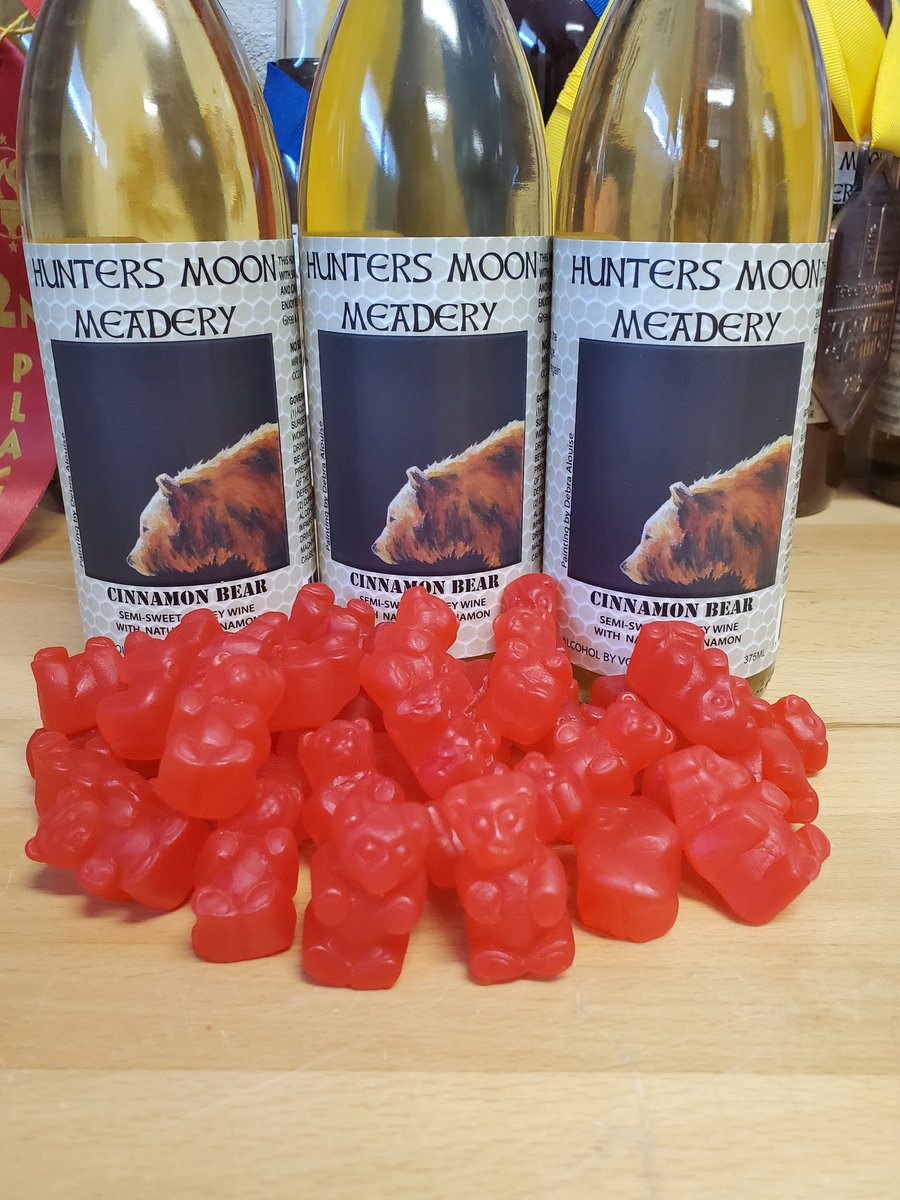 huntersmoonmead's tweet photo. CINN, CINN, CINNAMON BEAR! #MeadMe
#NationalMeadDay coming up! https://t.co/NOyytzMSwA
