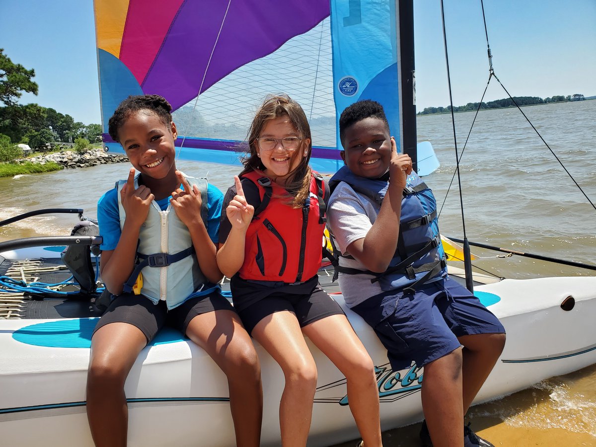 HorizonsNatl's tweet photo. Just a few of our favorite pictures from Horizons sites across the country of an amazing summer full of learning, friendship, community-building, and love! We're soaking in every moment of Summer 2022 ☀️
#ExpandingHorizons #EngageEveryStudent #summerlearning https://t.co/sFXs8mjyjT