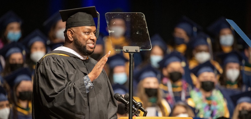 TobyMarshRN's tweet photo. Congratulations Aron King, MS, RN, Assistant Nurse Manager @UCDavisHealth  @UCDavis_Nursing graduate, and #CCBNA Board Member named Under 40 awardee by National Black Nurses Association @NbnaInc  #NurseLeader #UCDavisNursing #UCDavisNurses #YouBelongHere https://t.co/H02zzm3yAt https://t.co/yhRn8q4vnh