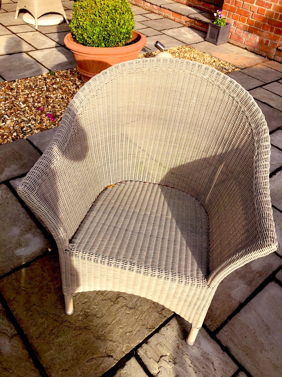 PlumtreeGriffin's tweet photo. long shot, but if anyone spots these doing the rounds then let us know! 4 tables &amp; 24 chairs were ‘borrowed’ last night at 12.31am by some truly lovely people. They only had to ask &amp; then we wouldn’t have to replace gates, locks, cameras &amp; the furniture… 😿 https://t.co/7KFle4heDm