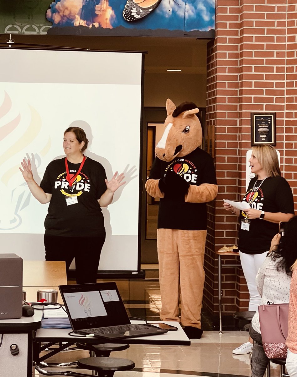 Lisa Jurries Werner tweet media