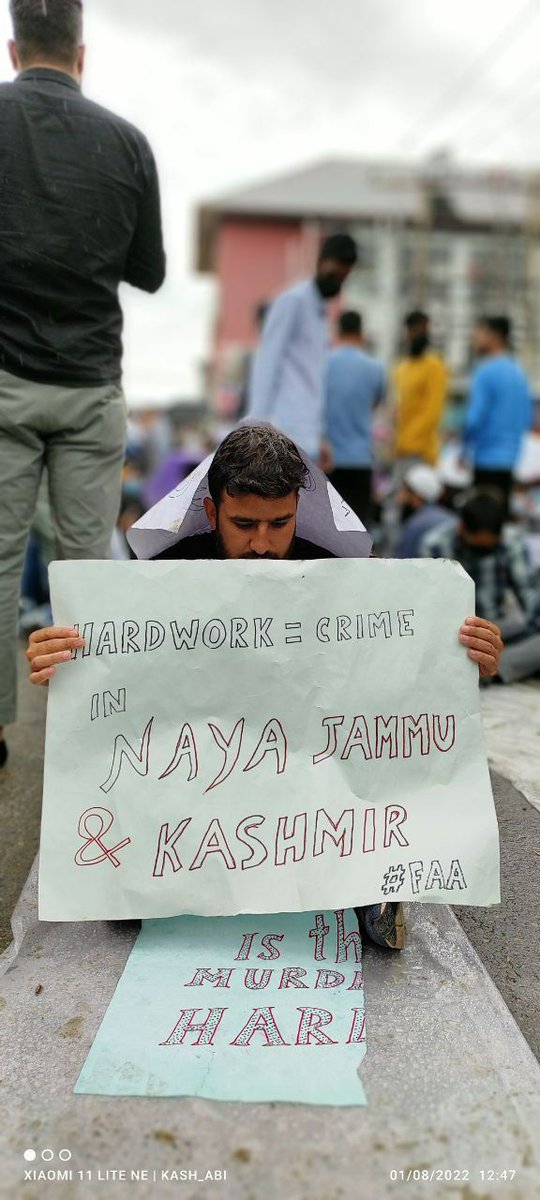 Nucleus_NK's tweet photo. Is this the Beauty of Democracy? Educated and Well Qualified Youth of UTJK hav been Stumbling on the Road from the last 19 Days ! Yet No official from Administration visit there ! STRANGE 🙄 
👉BUREAUPATHOLOGY ? 

#JkssbFaaSelectedcandidates 
#ReleaseFAAselectionlist @PMOIndia https://t.co/DkGJOLsMdF