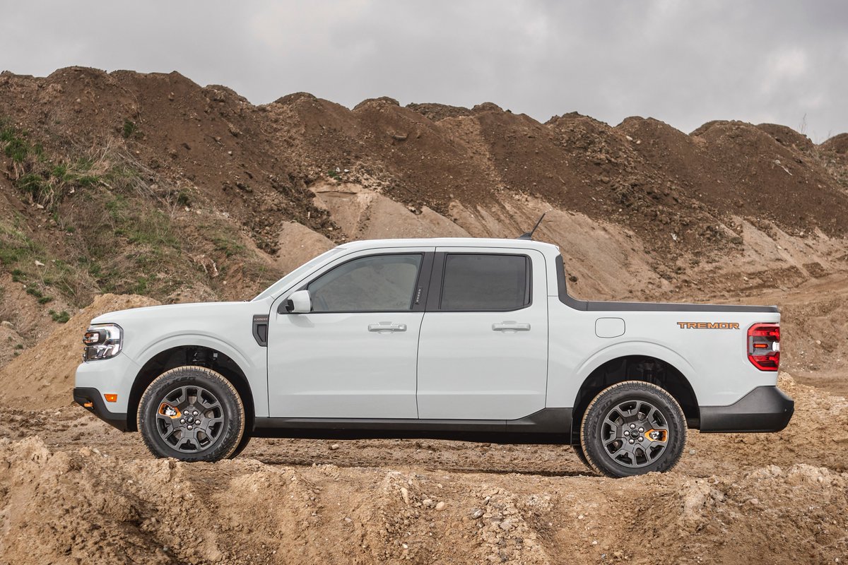 Jim Farley tweet media