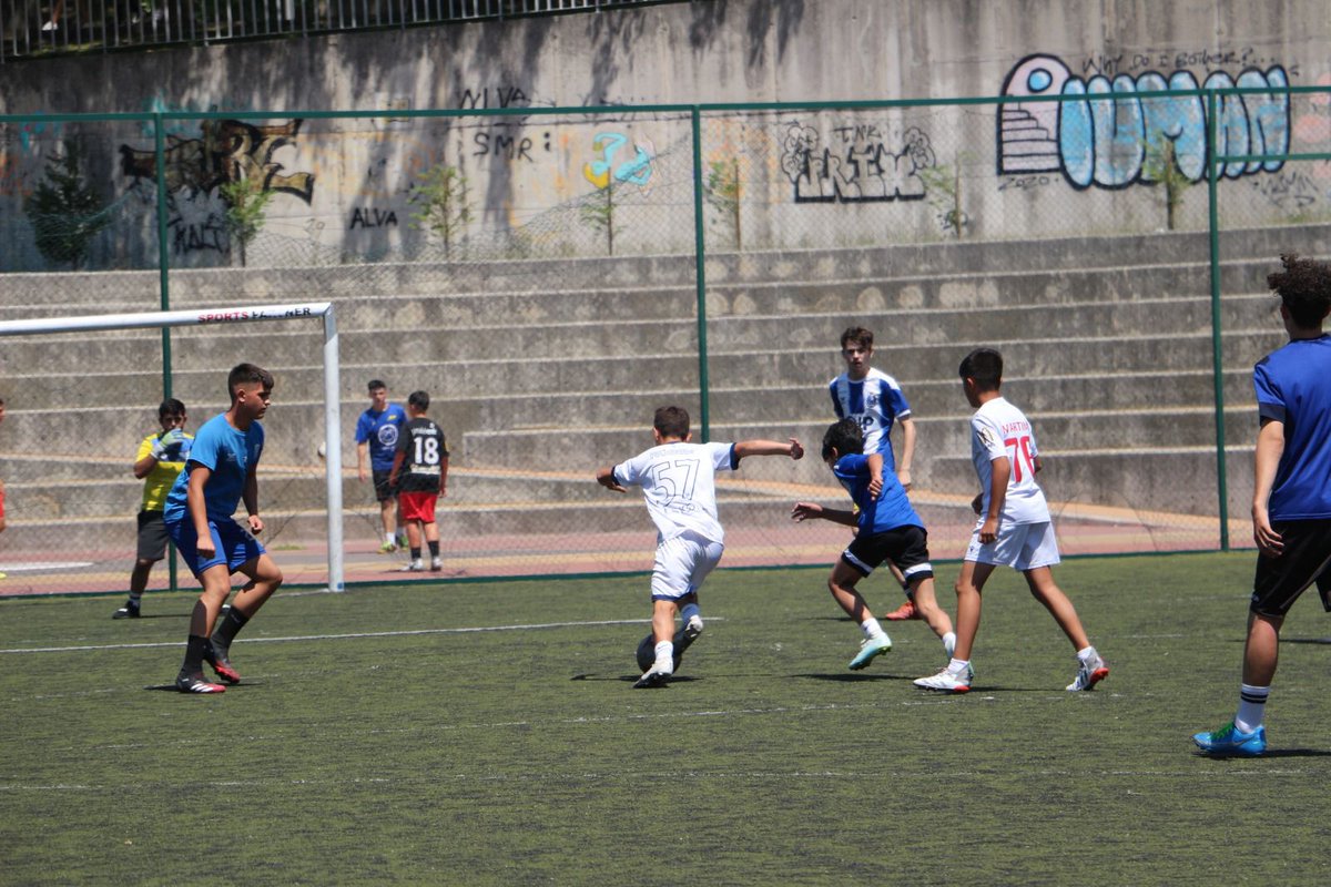 listakoae's tweet photo. As fotografias do nosso torneio de futebol já estão disponíveis para ti! Abre o link e recorda este dia! 
Somos KO 🧡🖤
https://t.co/y31Y7UjWaI https://t.co/AUel3TOztU
