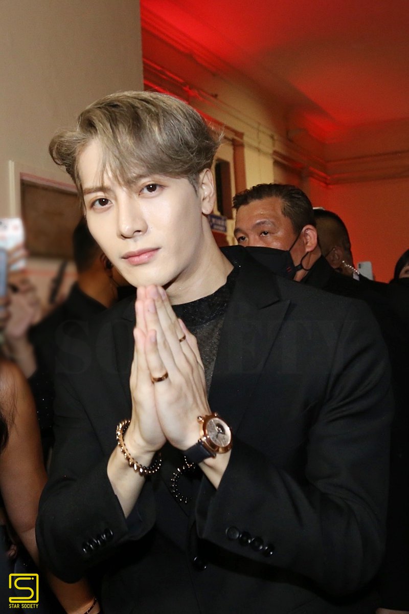 STARSOCIETY_TH's tweet photo. เขยไทยท่านหนึ่ง สวัสดีครับพี่แจ็ค 💚

"แจ็คสัน หวัง" แบรนด์แอมบาสเดอร์ระดับโลกของคาร์เทียร์ ในงานปาร์ตี้แห่งปีที่ทุกคนรอคอย "Clash de Cartier"

#JacksonWangxCartier #JACKSON #JacksonWang #TEAMWANG #MAGICMAN #ClashdeCartier #CartierThailand https://t.co/34TQLI4r8A