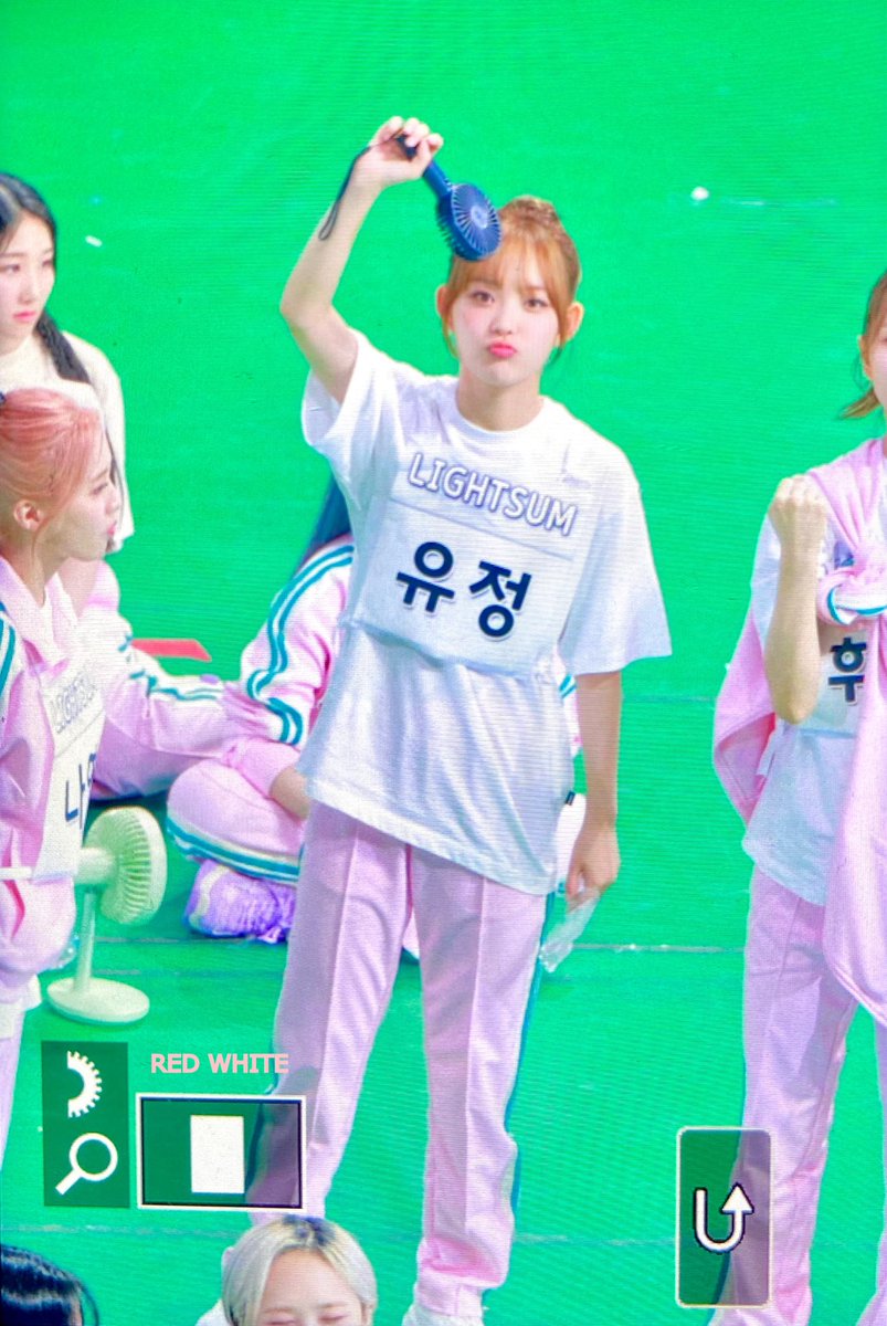 REDWHITE0614's tweet photo. 220801 프리뷰

진짜로 너무 고생 많았어 

#라잇썸 #LIGHTSUM #유정 #이유정 https://t.co/4deZlKtqKk