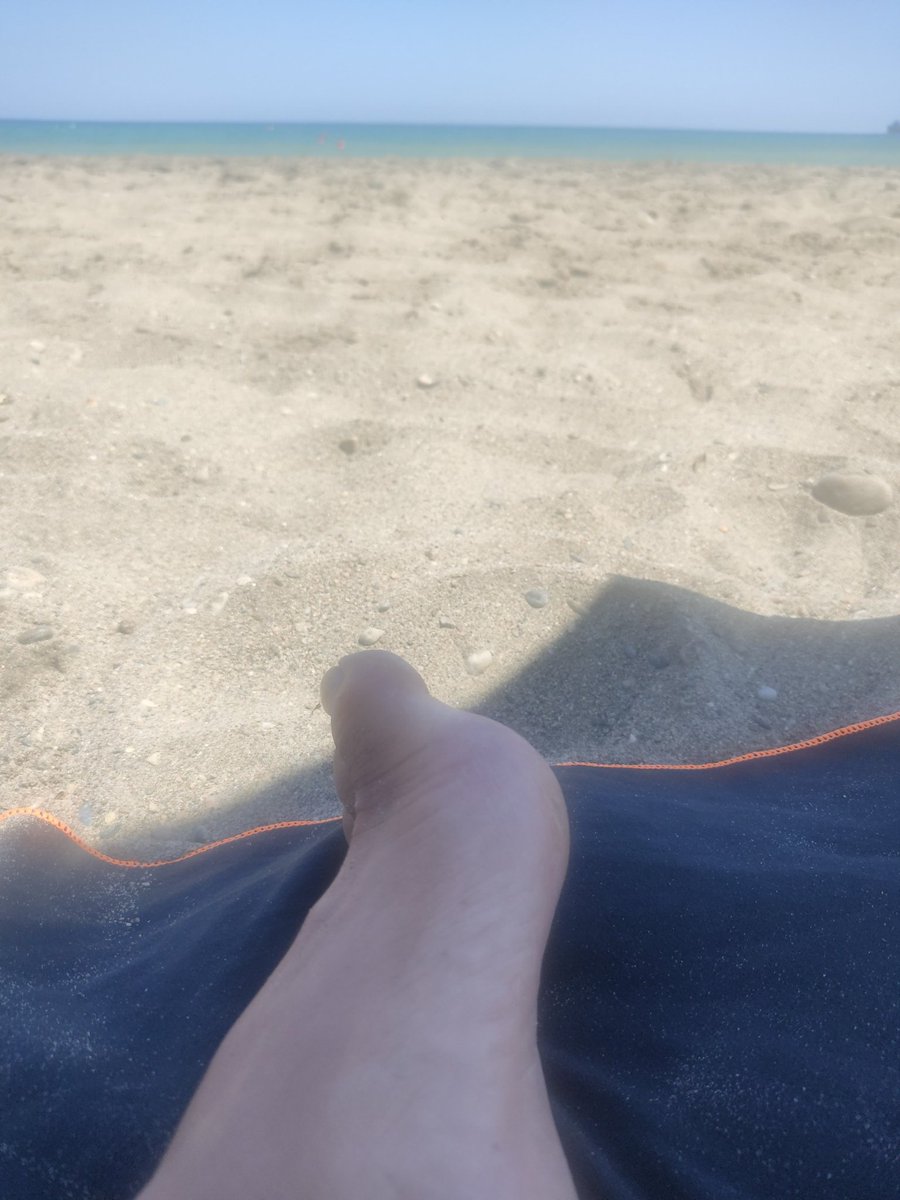 Frodo66046388's tweet photo. Relax....#nudistlife #nudismoylibertad #nudism #NudismoSocial https://t.co/hHnb34JR5Z