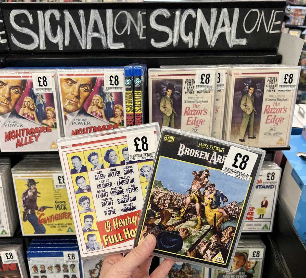 FoppCovent's tweet image. 🚨NEW PROMO IN STORE 🚨

@SigOneEnt #SignalOne Blu ray £8 

#FoppCovent #GetToFopp #Fopp