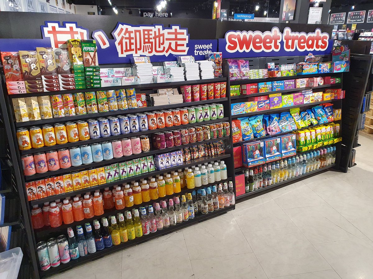 hmvNottingham's tweet photo. We Love new sweet treats! 😋 

We've had some new #DragonBallZ drinks, fruit gummies &amp; gum, plus #highchew candy &amp; #warheads Sour drops 🍬

#americansweets 
#asiansweets https://t.co/i5bQxY0McM