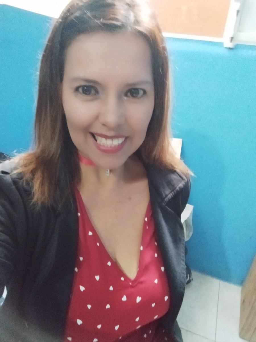 ErikaAraque7's tweet photo. @escritosheart Momentos donde vemos un mundo sin luz opaco ... Si somos sabios todo está dónde tiene que estar el tiempo es perfecto Dios todo lo sabe todo lo ve y somos importantes para Él https://t.co/vaX8VDvi8c