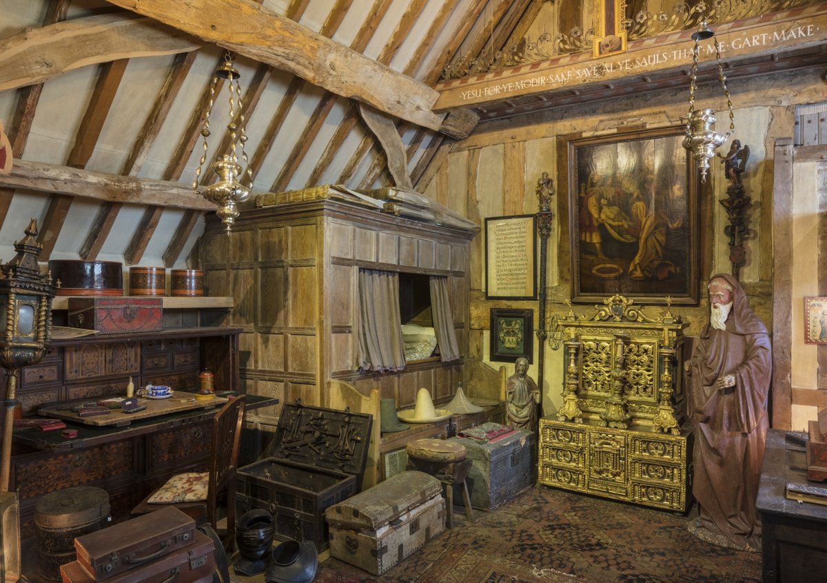 #DidYouKnow that Charles Wade didn't actually live in Snowshill Manor! He chose to live in the Priests House next-door where he had his living quarters and workshop. He kept the Manor as a stage for his collection. This photo shows his bedroom #SnowshillManor