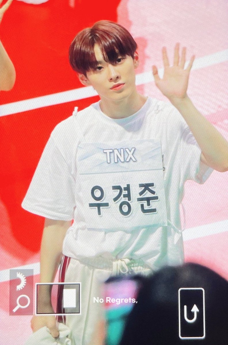 NoRegrets0830's tweet photo. 220801 조심히 들어가ㅏㅏㅏㅏㅏ
#TNX #우경준 #경준 #KyungJun https://t.co/9FLquCSeiC
