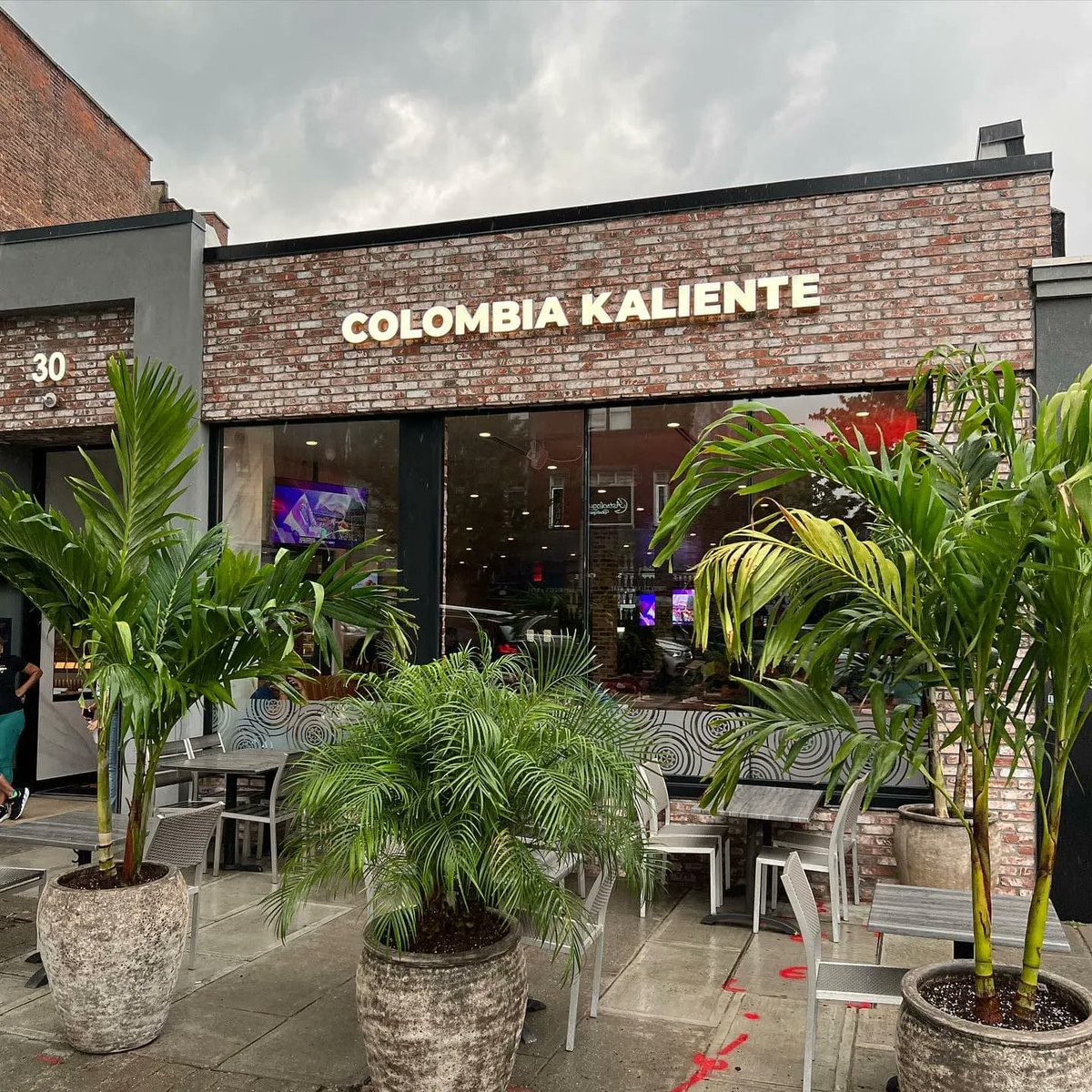 BoozyBurbs's tweet photo. Opening Alert: Colombia Kaliente, Englewood, NJ https://t.co/NfTS6K2MU4 https://t.co/CUlyYu8yJv