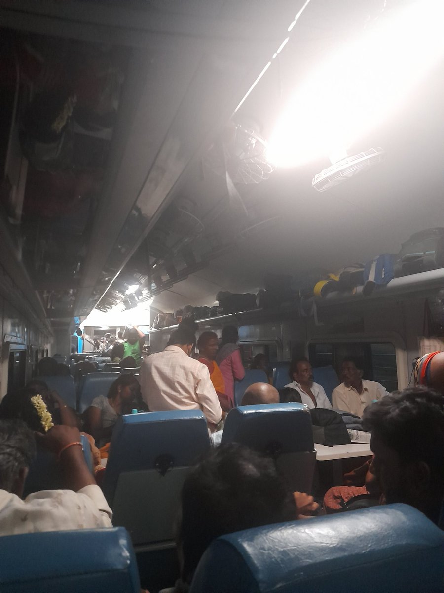 TalesraVimal's tweet photo. #IndianRailways #RPF Thank you for contacting us. Your RailMadad Reference No. is: 2022080103976. You can track your concern on https://t.co/14uneWVQ6K .CRIS/RailMadad I got a call back from Bangalore and hope issue would be resolved soon https://t.co/4AHjCKJNEd