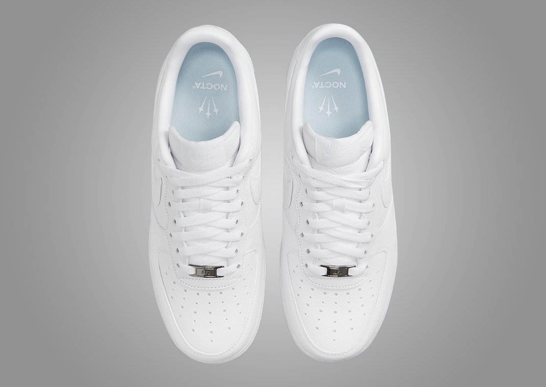 SoleRetriever's tweet image. NOCTA x Nike Air Force 1 Low "Certified Lover Boy"

No heart patterns on the soles due to production issues

rtrv.in/3PSkA30