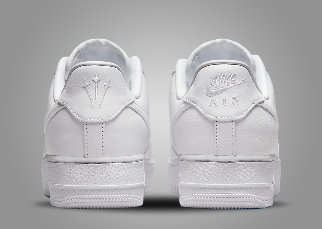 SoleRetriever's tweet image. NOCTA x Nike Air Force 1 Low "Certified Lover Boy"

No heart patterns on the soles due to production issues

rtrv.in/3PSkA30