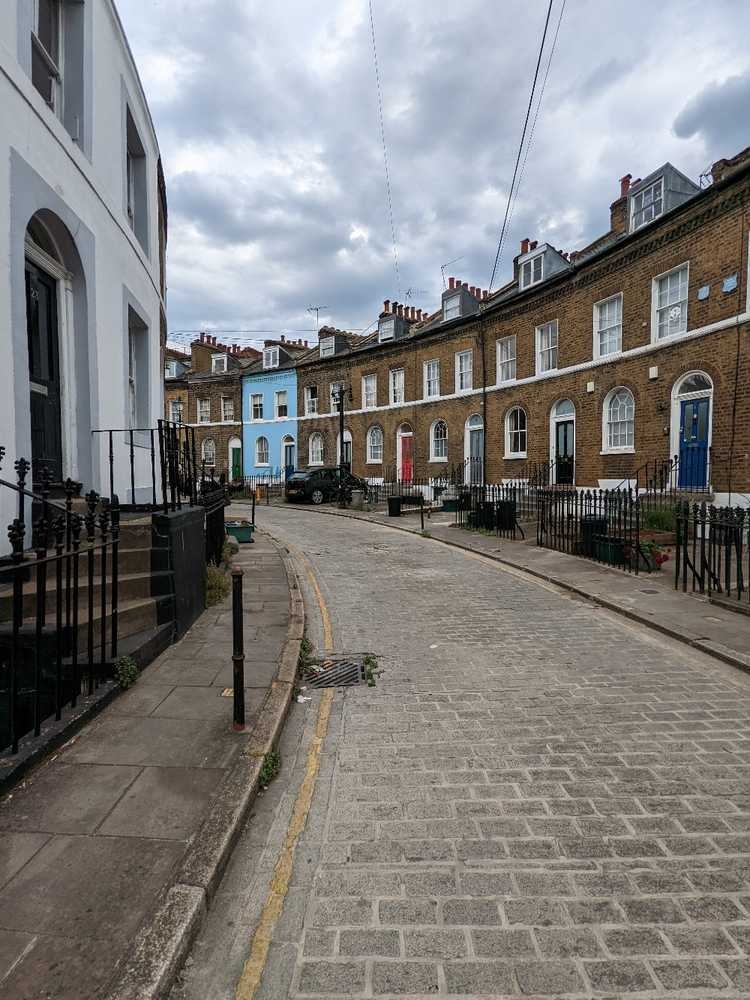 syncedto's tweet photo. Marked on Synced - Keystone Crescent has the smallest radius of any crescent in Europe
https://t.co/52hGwx3By6
#London #architecture https://t.co/F89mPWe0QR