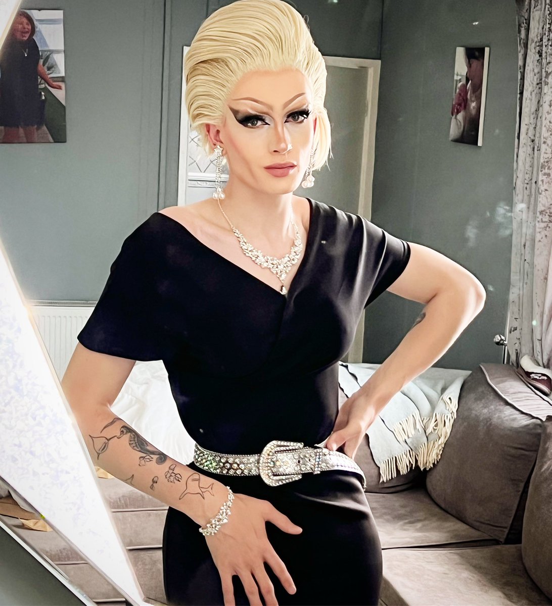 Loved this look I did for a local competition 😍 serving Princess Di ❤️ #Mondayvibes #DragRace #queen #dragqueen #slay