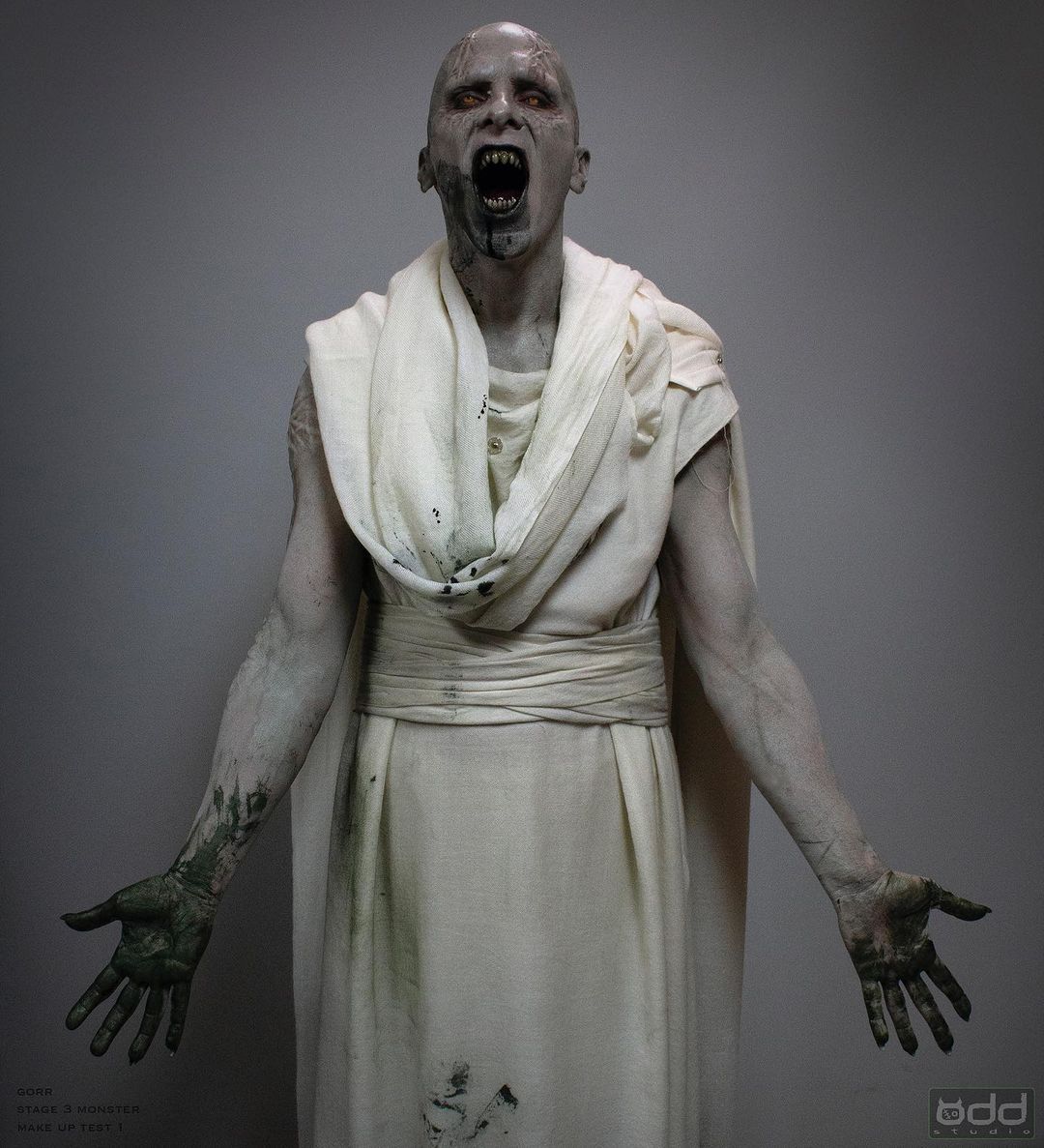 MajorIssuesCBC's tweet photo. Check out these sick images from the makeup test for #Gorr. The God Butcher was a terrifying force in #ThorLoveandThunder thanks to the Odd Studio make Up, design and prosthetics  artists. Christian Bale looks downright creepy.
#Thor #GorrTheGodButcher #GodButcher #LoveandThunder https://t.co/fatZonQung