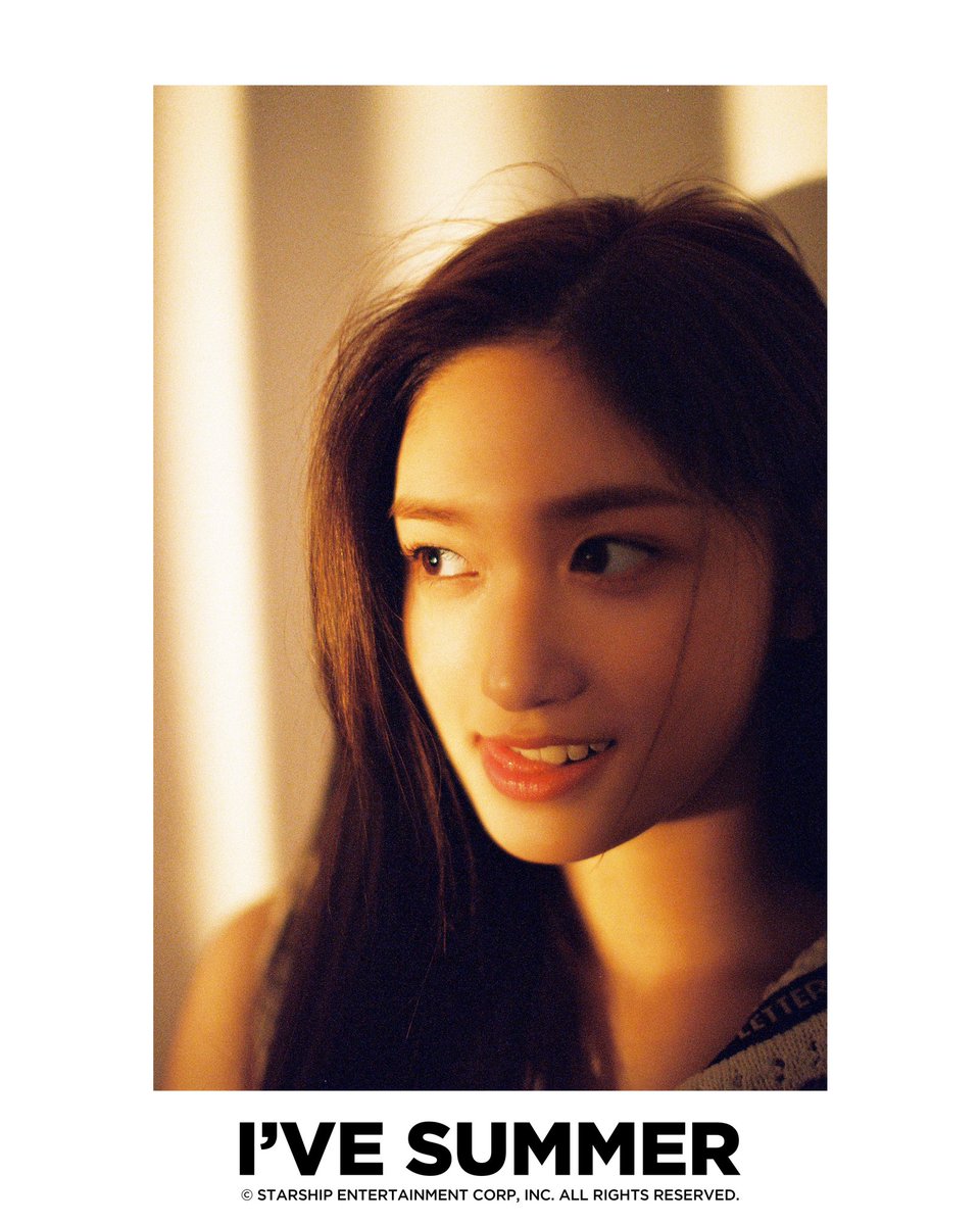 I'VE SUMMER
'LEESEO'

#IVE #아이브
#LEESEO #이서
#AfterLike #애프터라이크