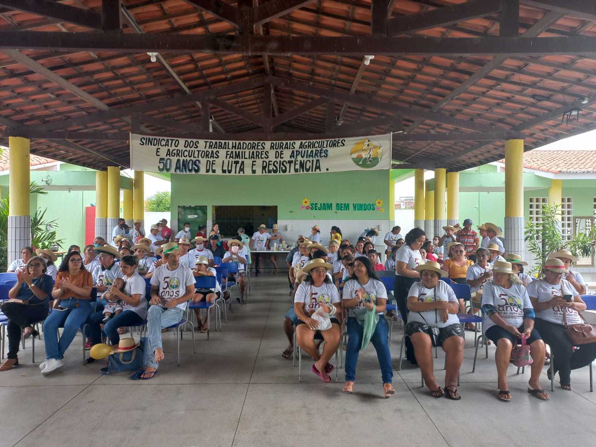 cutceara's tweet photo. ||| CUT CE participa da celebração de 50 anos do STRAAF de Apuiarés |||
.
No último sábado (30/07) a secretária de comunicação da CUT/CE, Jizolda Evangelista, participou da cerimônia de comemoração aos 50 anos do Straaf de Apuiarés (STRAAF).
.
Confira!
.
#50anos
#Straaf
#CUTCE https://t.co/lL2Ye5Cv1G
